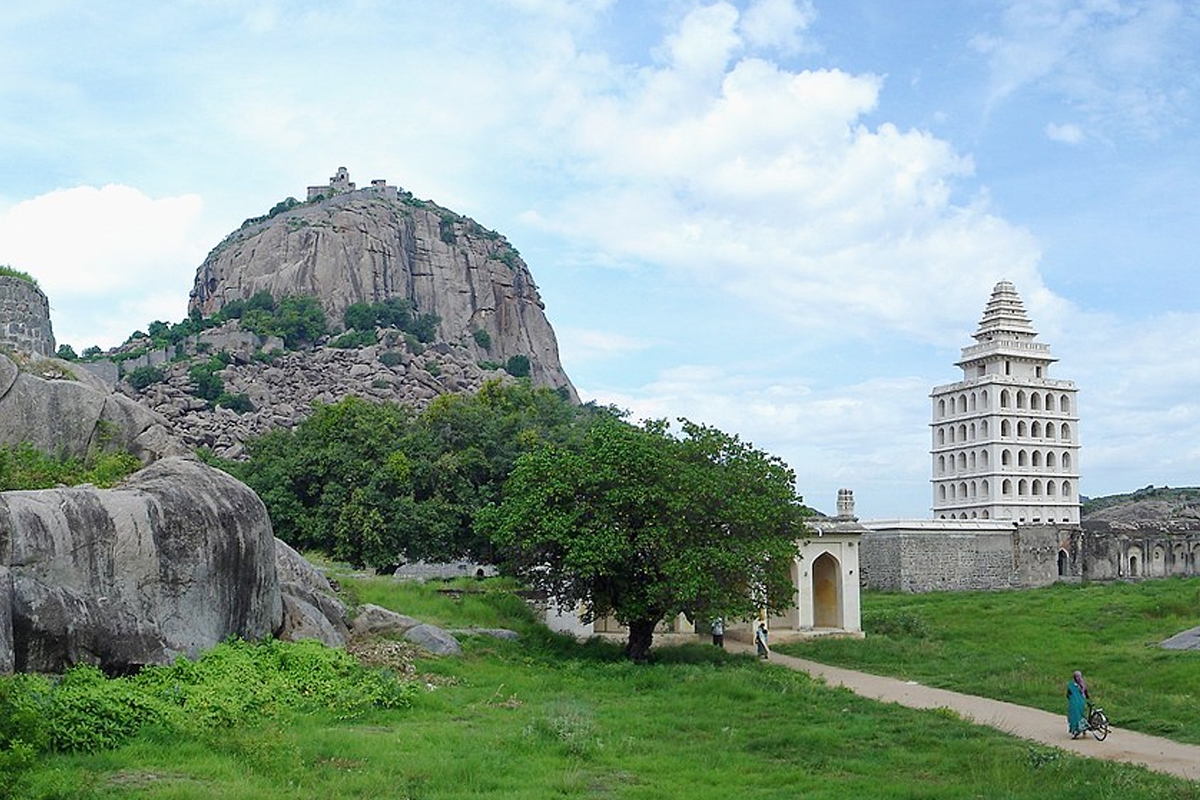 Nearby Places from Pondicherry