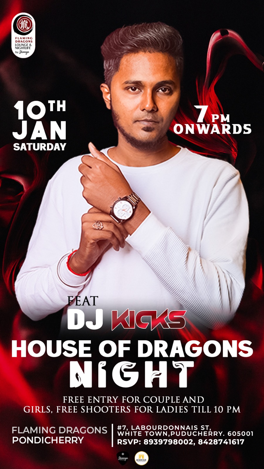 House of Dragons Night - Flaming Dragons